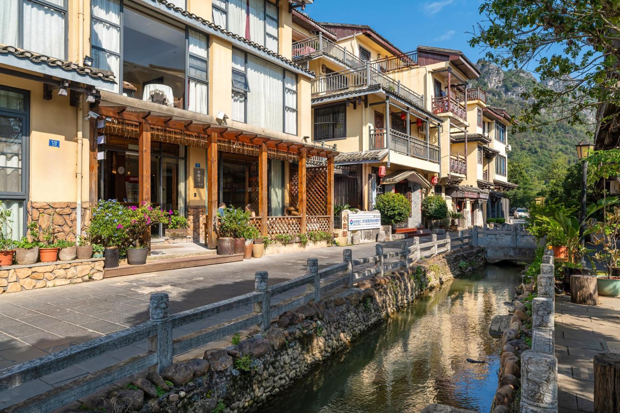 Guilin Village Creek Inn-Free Private Car Pick Up Station Stay 3 Nights Exterior photo