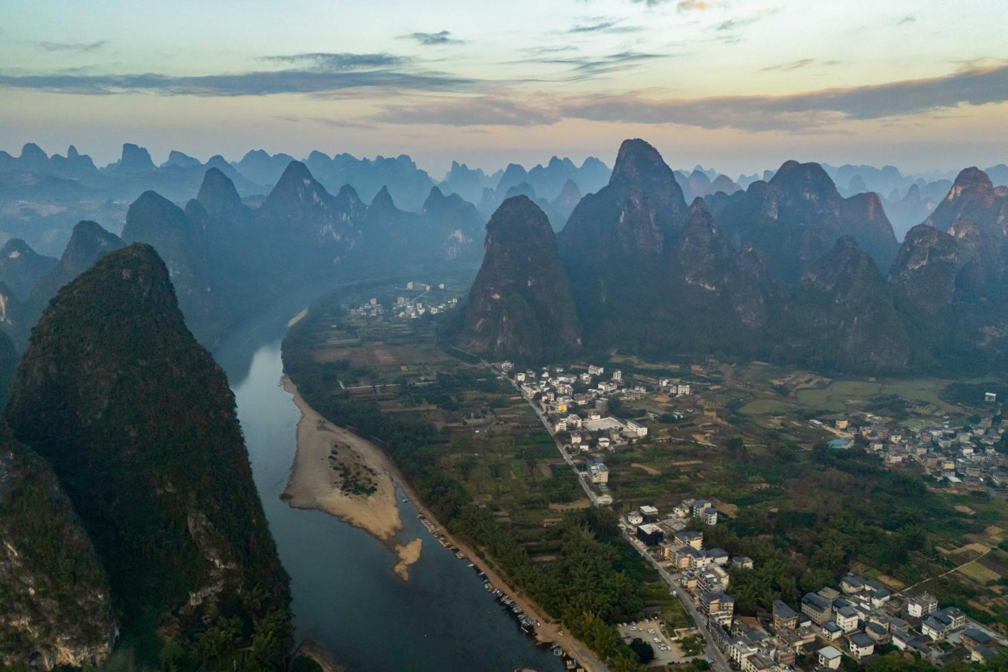 Guilin Village Creek Inn-Free Private Car Pick Up Station Stay 3 Nights Exterior photo